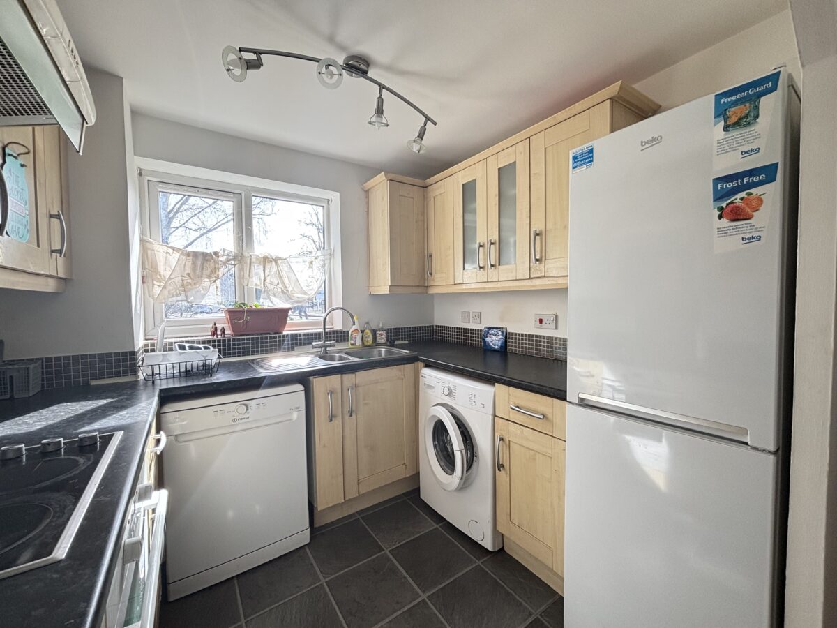 Naunton Way, Hornchurch, RM12