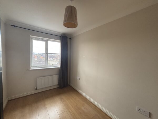 Tallow Close, Dagenham, RM9