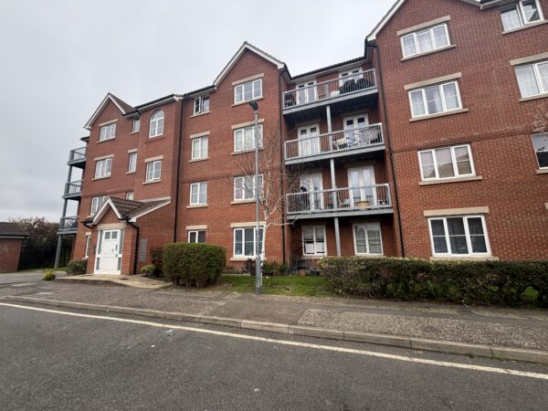 Tallow Close, Dagenham, RM9