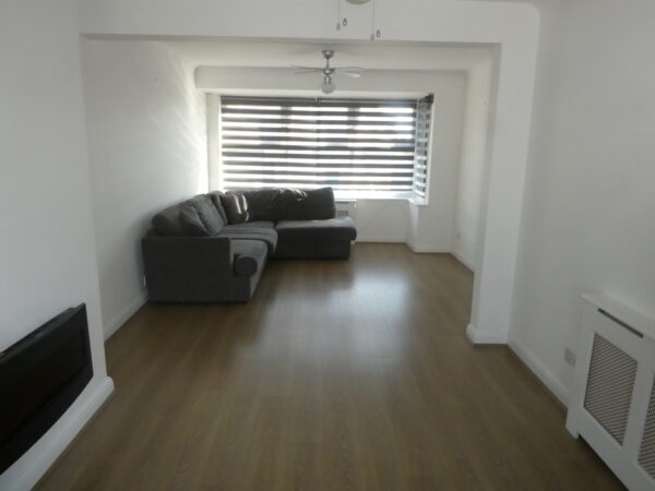 Havering Road, Romford, RM1