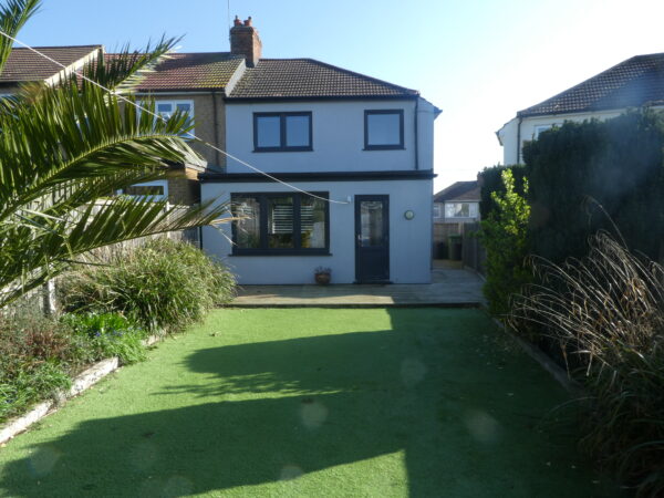 Havering Road, Romford, RM1