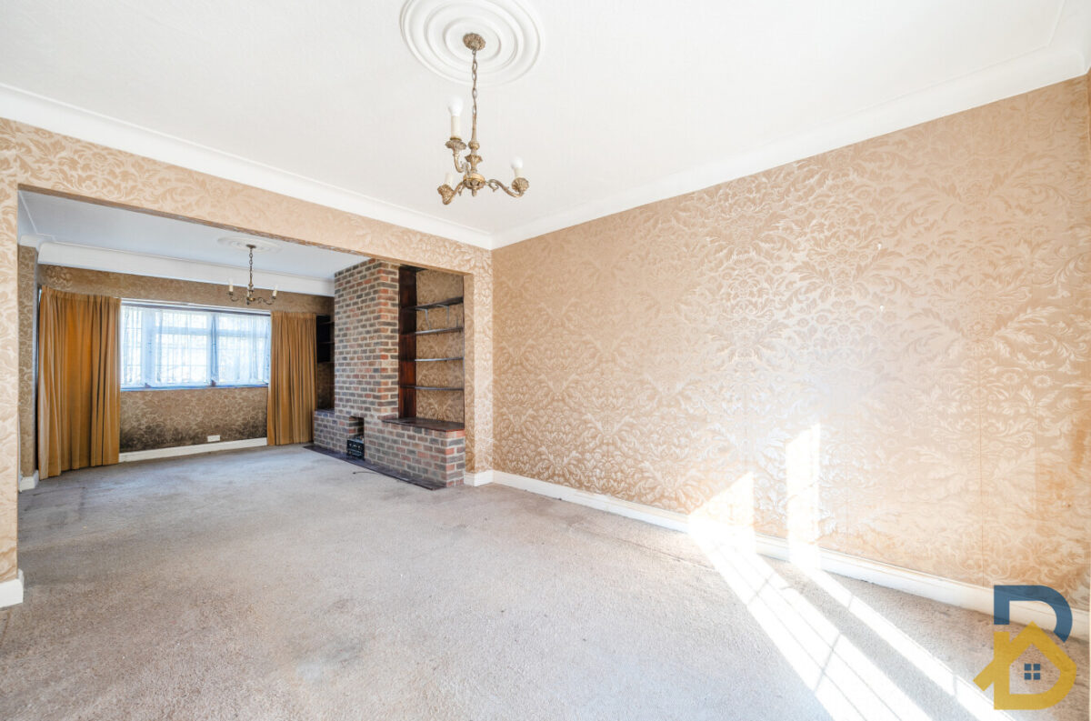 River Drive, Upminster, RM14