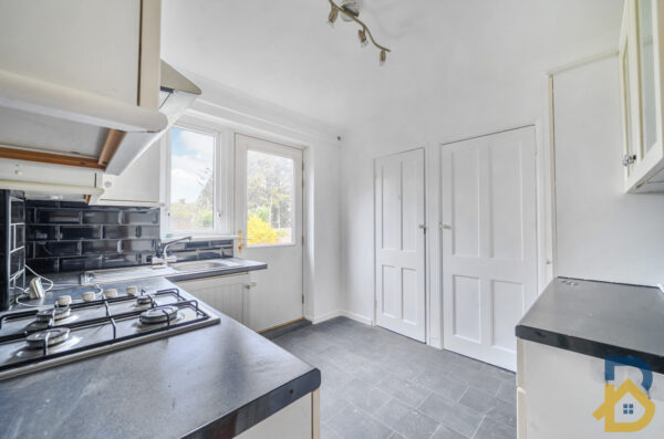 Rugby Gardens, Dagenham, RM9