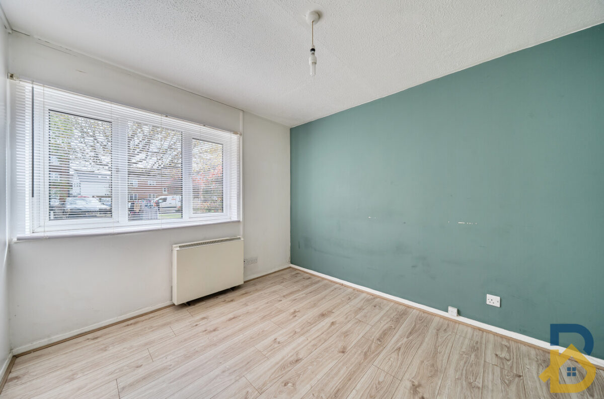 Gidea Close, South Ockendon, RM15