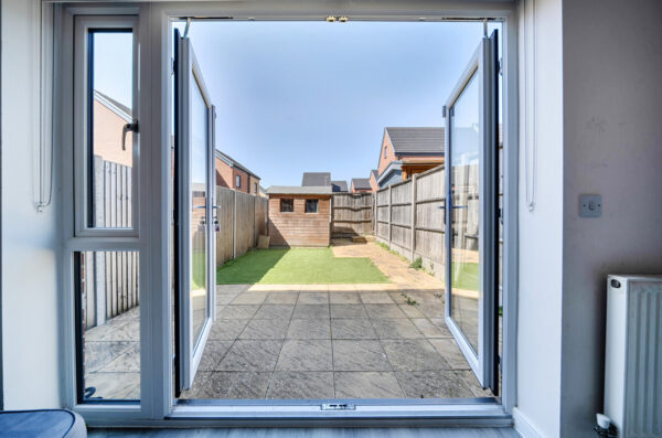 Winter Walk, Borehamwood, WD6