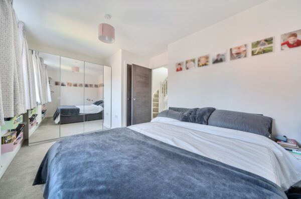 Winter Walk, Borehamwood, WD6