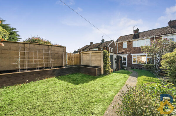 Holme Road, Hornchurch, RM11