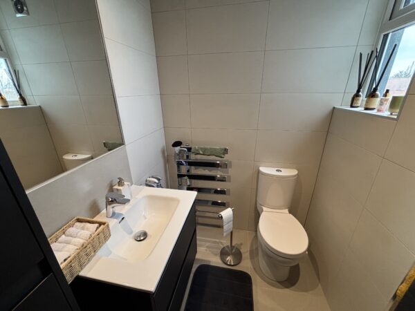 Brentwood Road, Romford, RM2