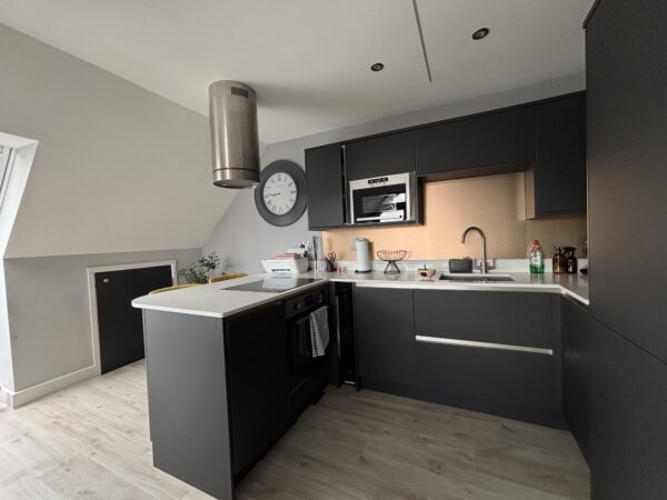 Brentwood Road, Romford, RM2