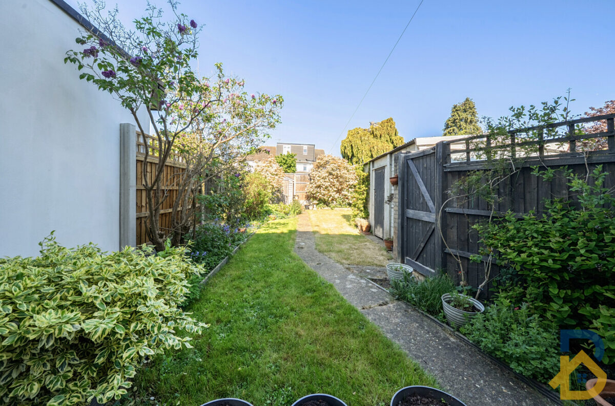 Holme Road, Hornchurch, RM11