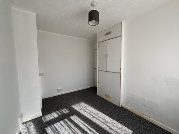 Hunters Hall Road, Dagenham, RM10