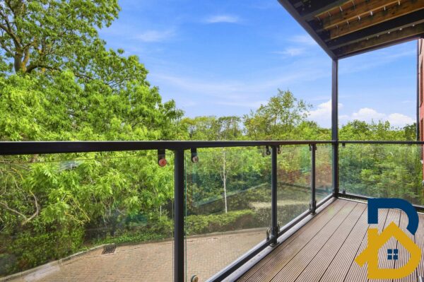 Huntingdon Drive, Baneberry Lodge, RM3