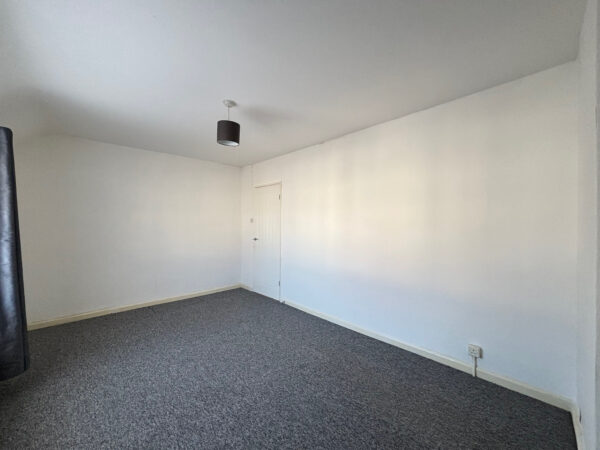 Hunters Hall Road, Dagenham, RM10