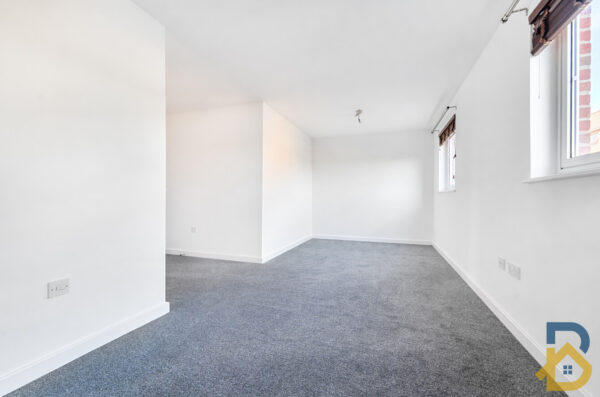Market Place, Nayland Court, RM1
