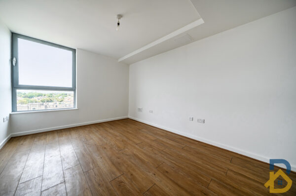 Mercury Gardens, Romford, RM1
