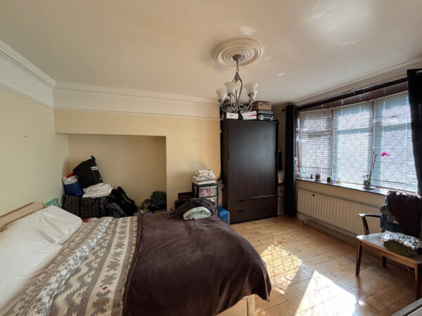 Alibon Gardens, Dagenham, RM10
