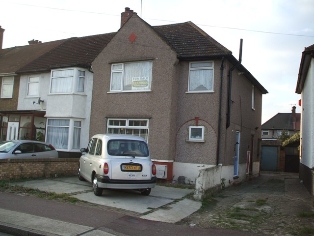 Crosby Road, Dagenham, RM10