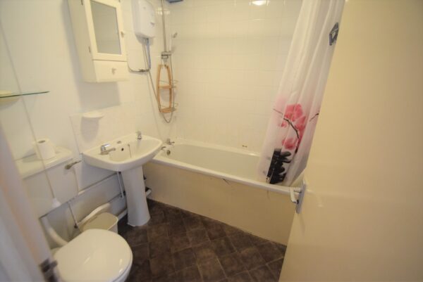 Greenslade Road, Barking, IG11