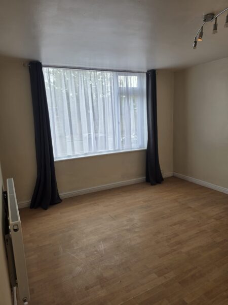 Crosby Road, Dagenham, RM10