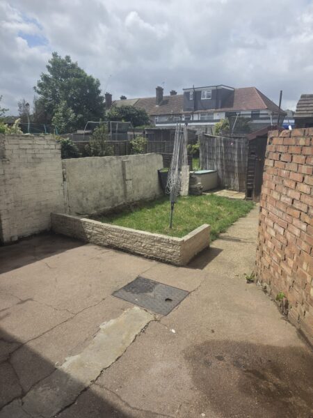 Crosby Road, Dagenham, RM10