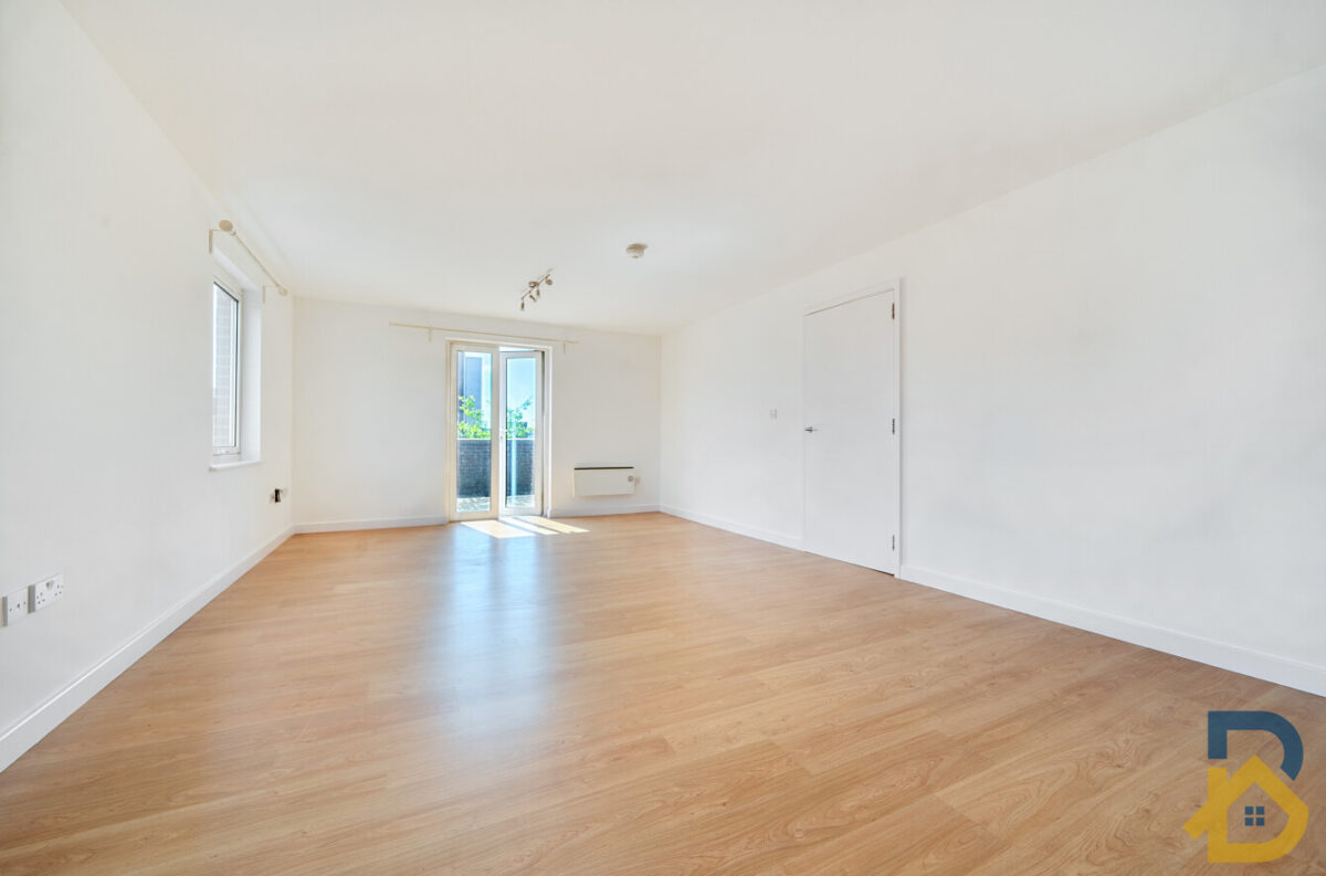 Market Place, Nayland Court, RM1