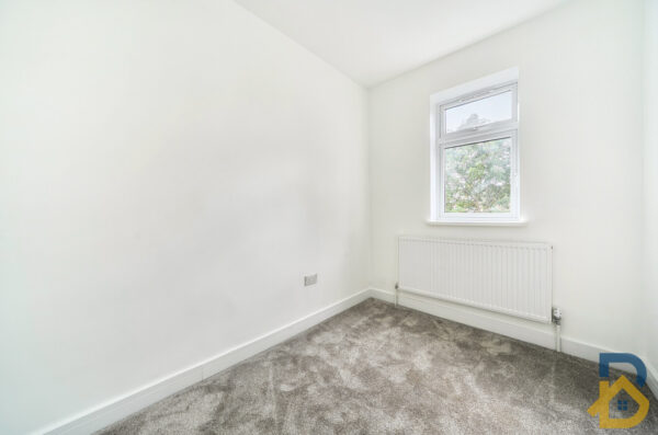 Kingston Road, Ilford, IG1