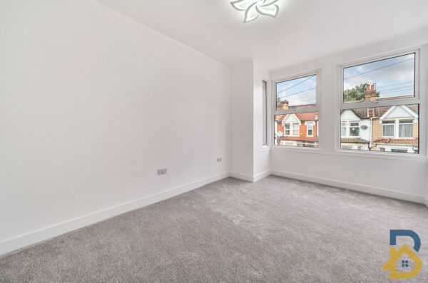 Kingston Road, Ilford, IG1
