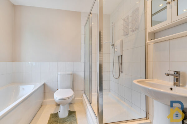Spurling Road, Dagenham, RM9