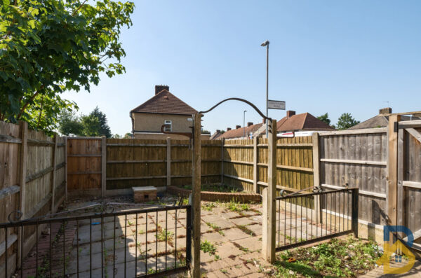 Langley Crescent, Dagenham, RM9