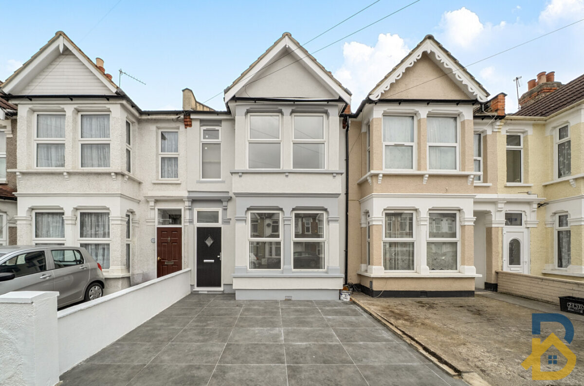 Kingston Road, Ilford, IG1