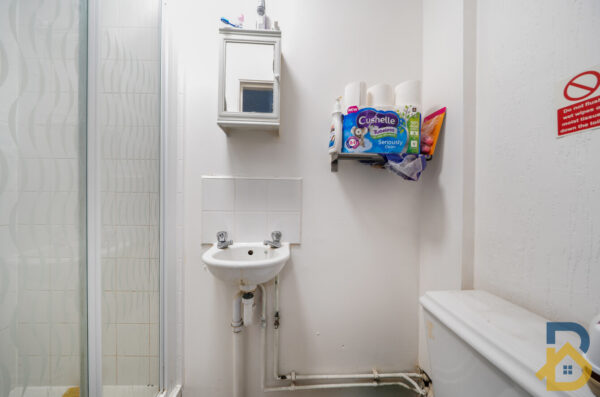 Langley Crescent, Dagenham, RM9