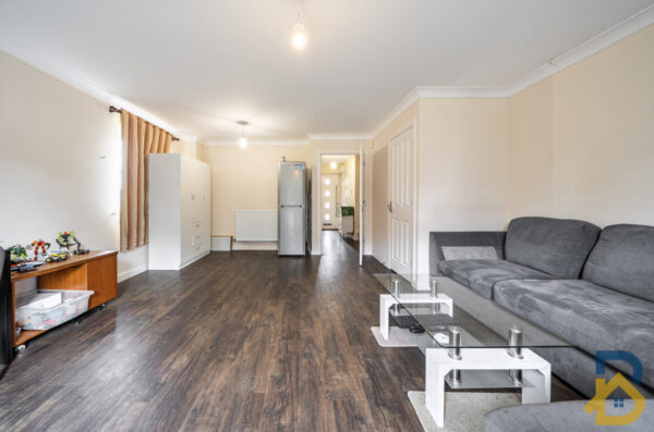Montague Street, Basildon, SS14