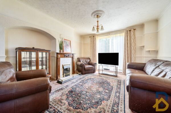 Langley Crescent, Dagenham, RM9