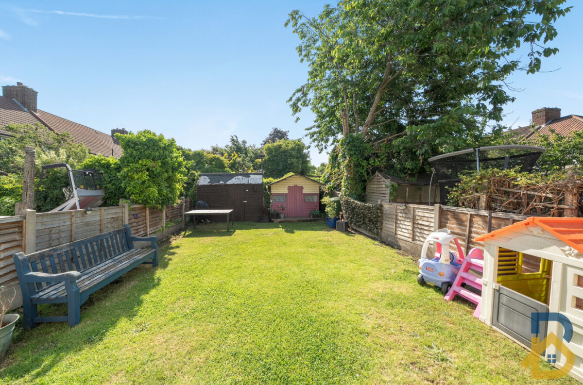 Spurling Road, Dagenham, RM9