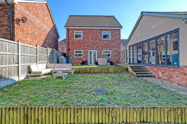 Watlington Gardens, Great Warley, CM13