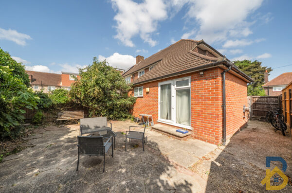 Langley Crescent, Dagenham, RM9