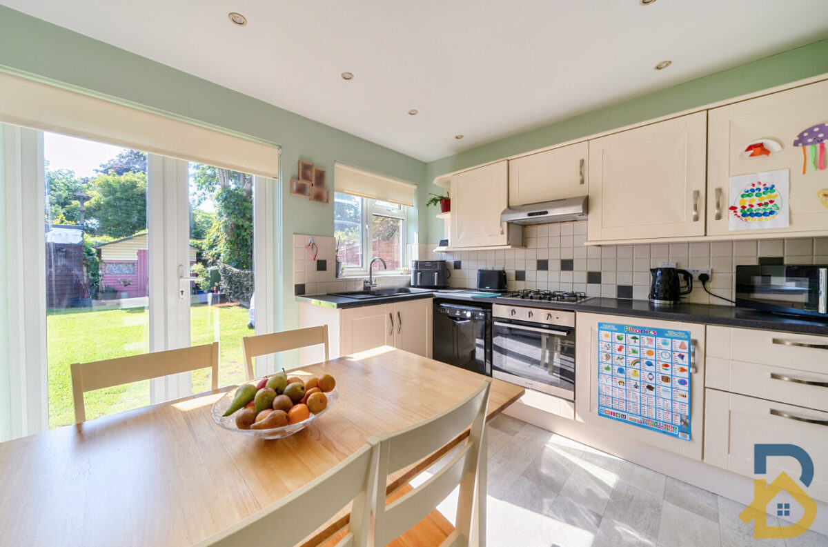 Spurling Road, Dagenham, RM9