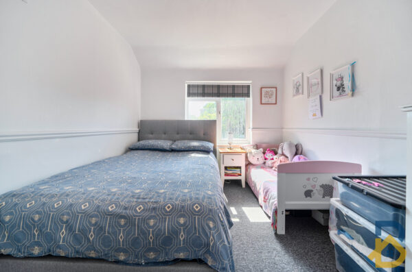 Spurling Road, Dagenham, RM9