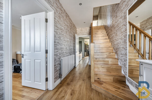 Walden Avenue, Rainham, RM13