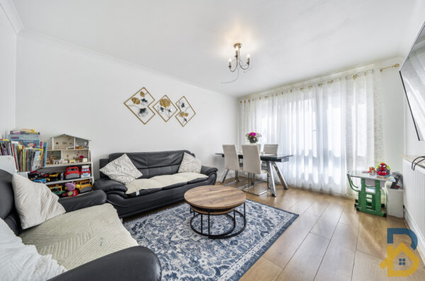 Heenan Close, Barking, IG11