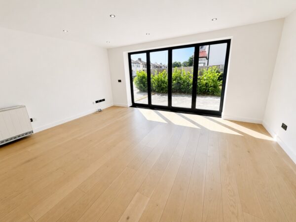 Station Lane, Hornchurch, RM12