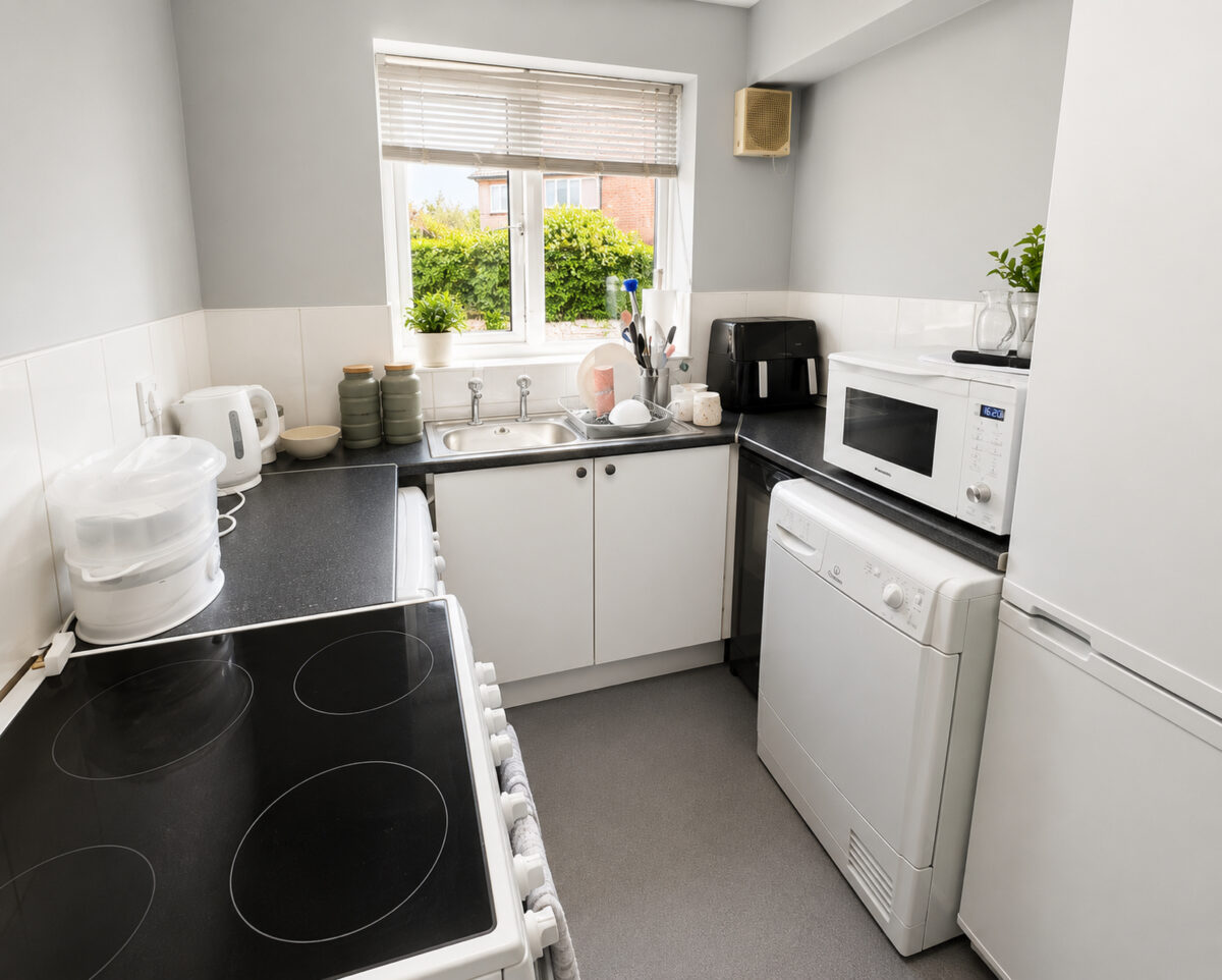Naunton Way, Hornchurch, RM12