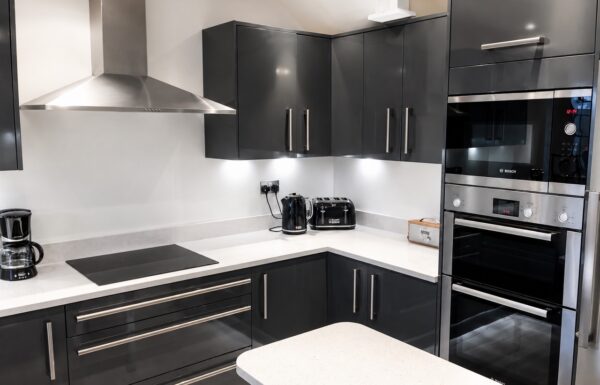 Hatfield Close, Hornchurch, RM12