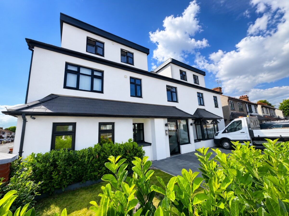 Station Lane, Hornchurch, RM12