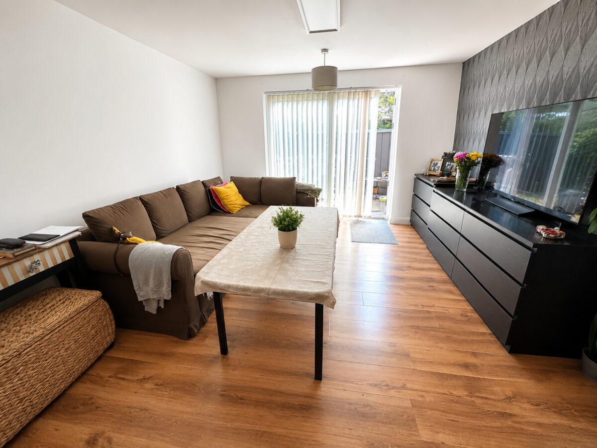 Avenue Road, Chadwell Heath, RM6