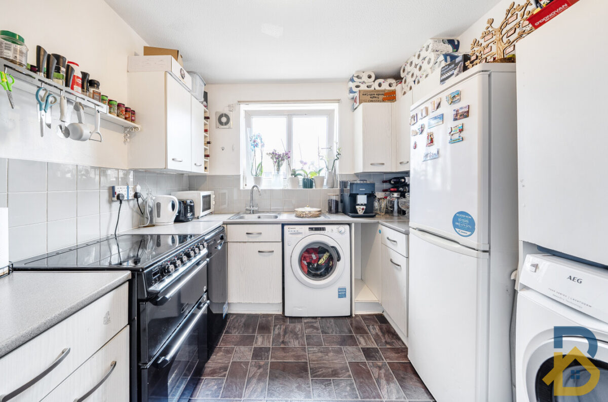 Heenan Close, Barking, IG11