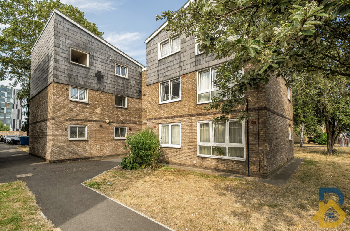 Heenan Close, Barking, IG11
