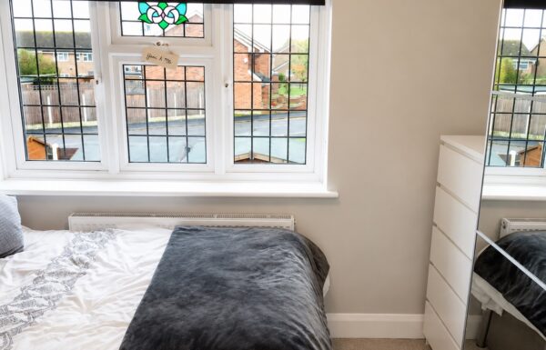 Hatfield Close, Hornchurch, RM12
