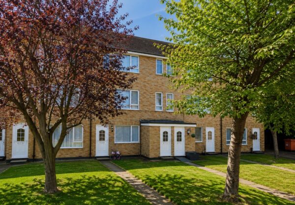 Langham Court, Hornchurch, RM11