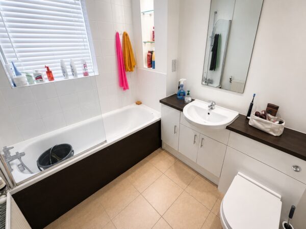 Ager Avenue, Dagenham, RM8